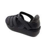 ISSE Black Airy Support Sandals