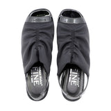 MOYU Black Bunion Fit Stretch Sandals