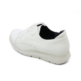 TAMA Ivory Soft Walking Sneakers