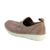 Uno Rossy Brown the Ultra Light & Wide Fit Slip on