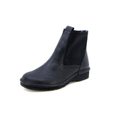 Yuki Black Ultra Light Mid Boots