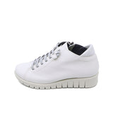 CORI Anti-Slip Short Boots — White