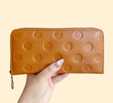 EN THIN ROUND Camel Brown Dot Wallet