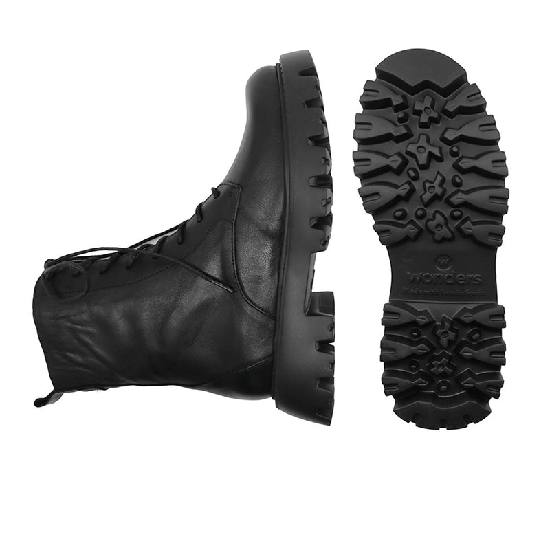 ESTREL Black WondersFly Leather Boots