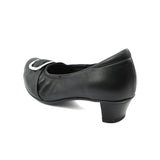 KIHIN BUCKLE All Black Soft Walking Pumps