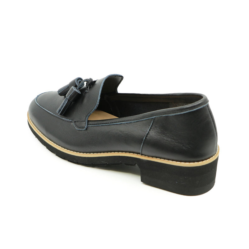 Kinu Black  Extra Soft Tassle Loafers