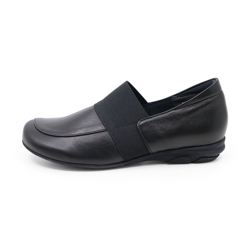 KUROMU Black Soft Walking Slip-Ons