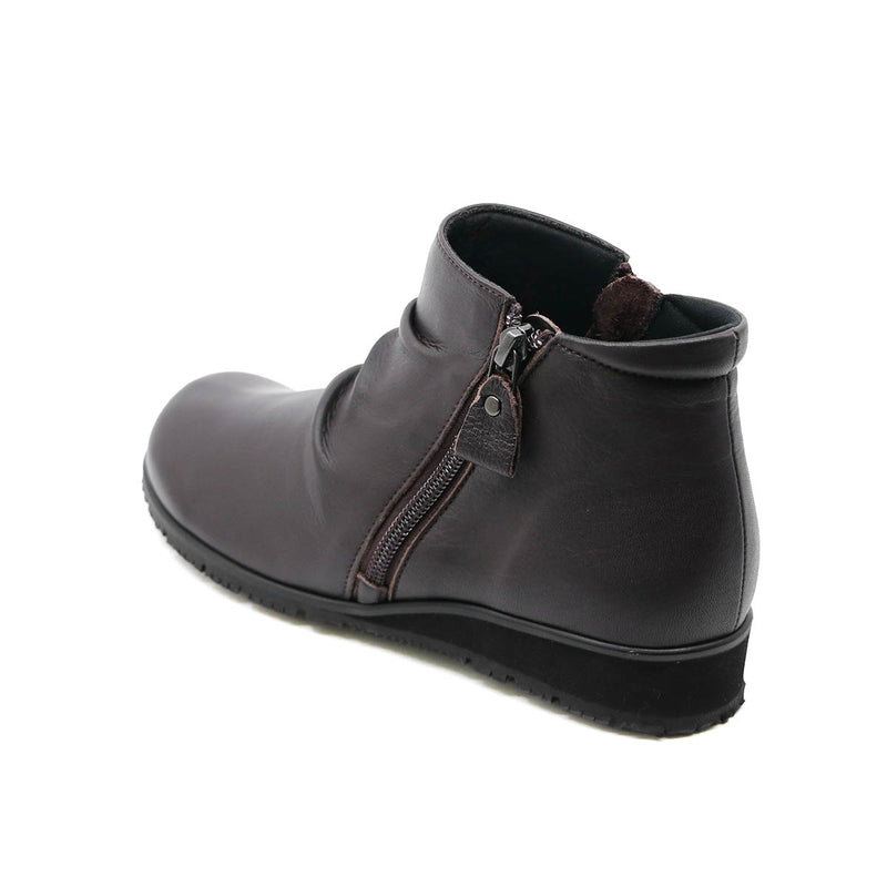 MEA Dark Brown Ultra Light Anti Slip Short Boots