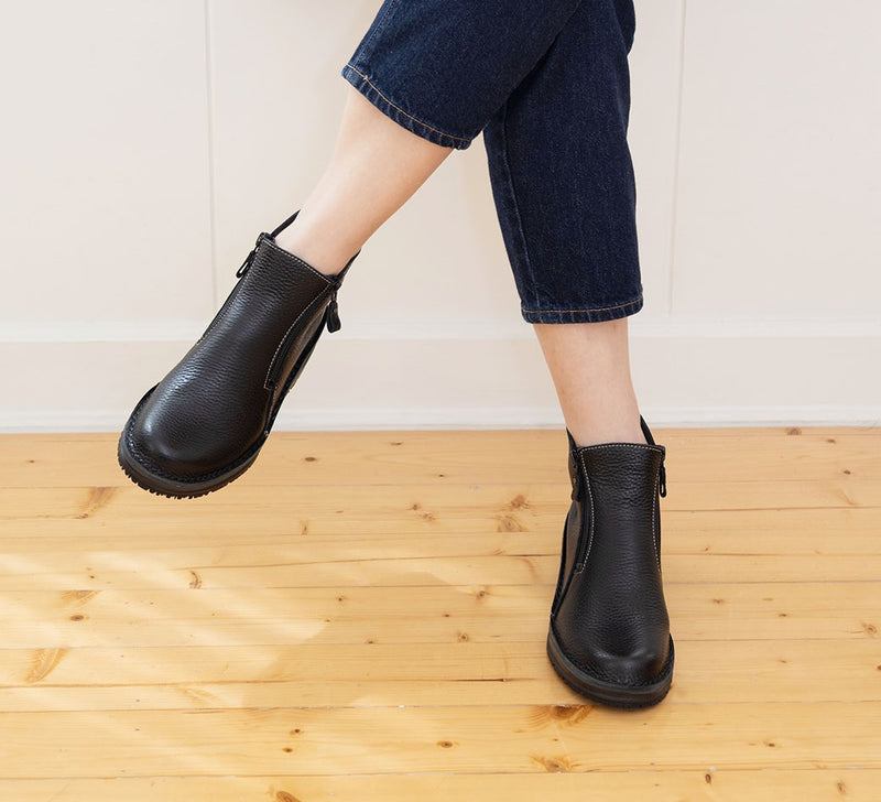 NAWA Shrink Black Anti-Slip Wide Fit Short Boots