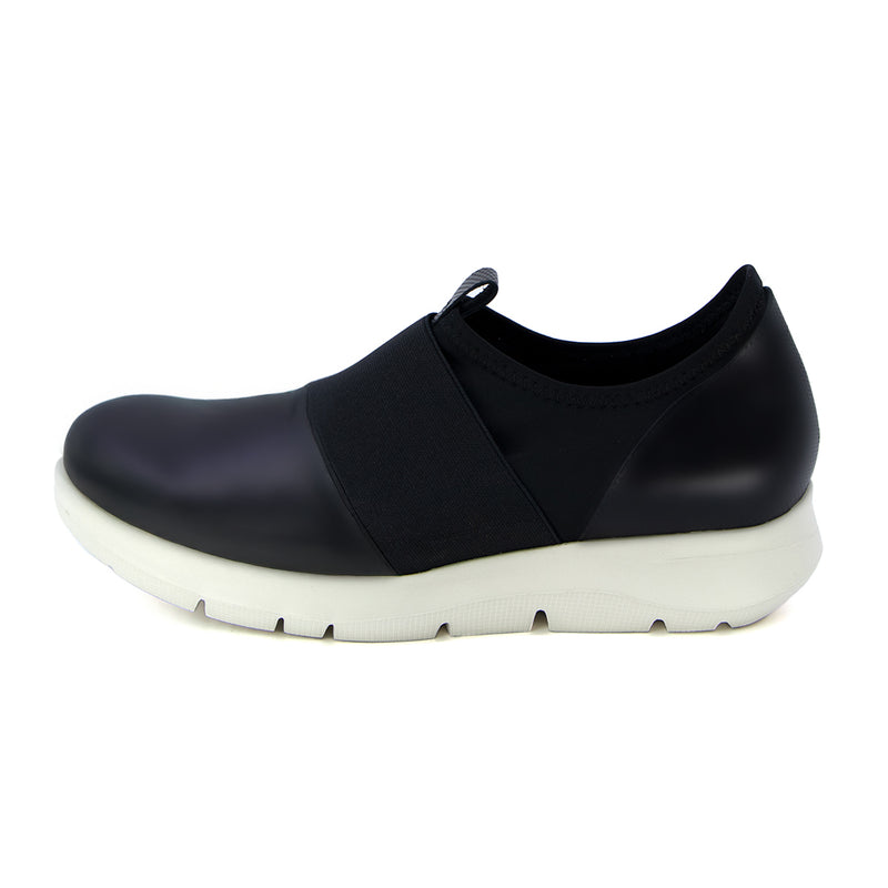 Senri2 Black Ultra Light Soft Sneakers