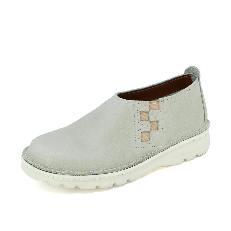 Shogi Ivory Ultra Light and Wide Fit Slip on