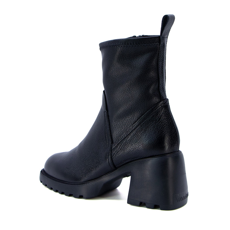 Talvi All Black Ultra Light Heel Boots