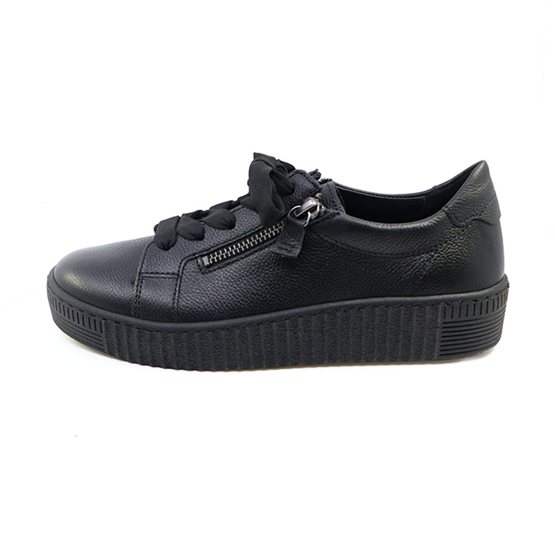WALTZ All Black Soft Walking Sneakers