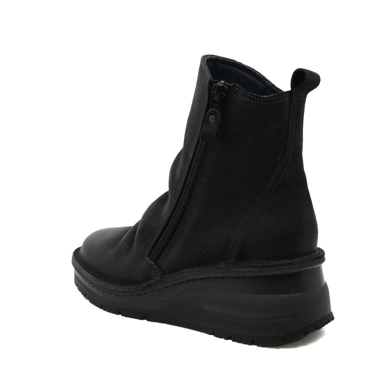 RINKO Black Anti-Slip Wide Fit Boots
