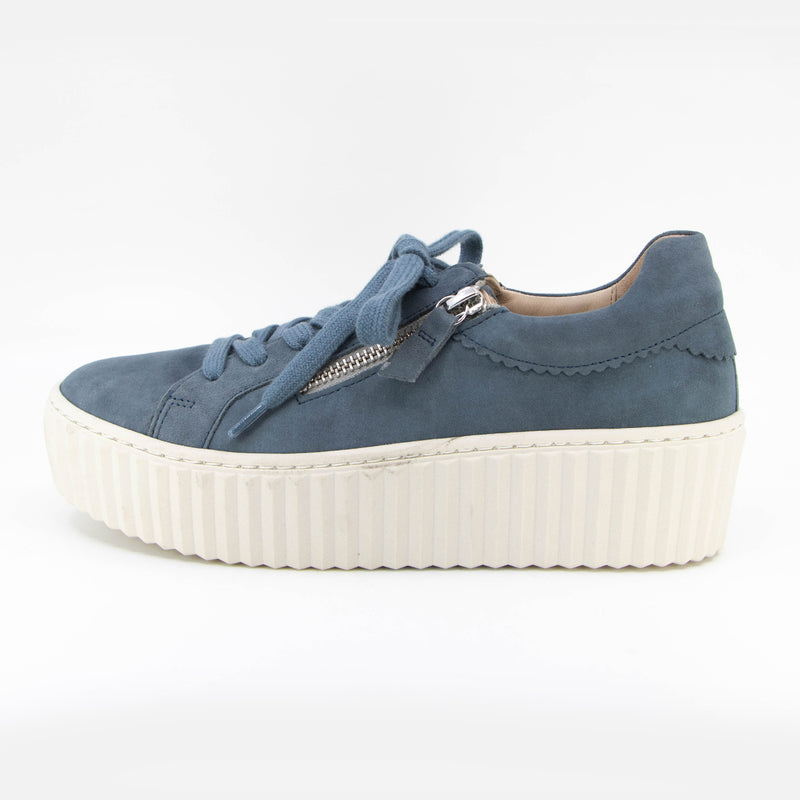 Move Blue Sneaker