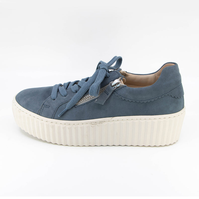 Move Blue Sneaker