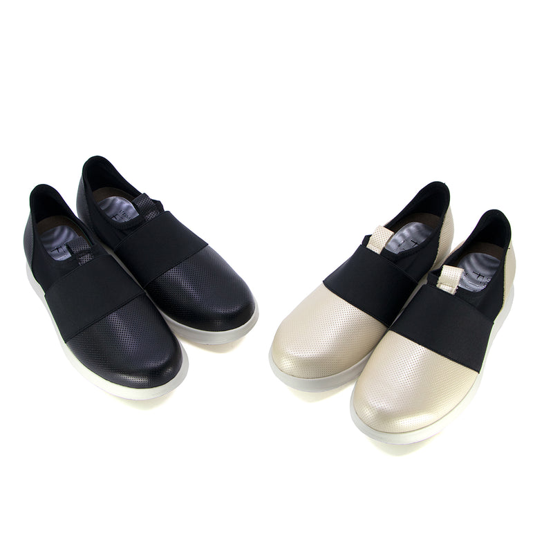 Senri Black Ultra Light Soft Sneakers